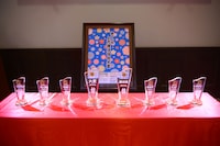 「第十一回 上方漫才協会大賞」各賞トロフィー