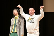 2025年のトム・ブラウン単独ライブツアー「15年に1度の東名阪ツアー前借り『初めての感情』」の様子（撮影：高月清司）