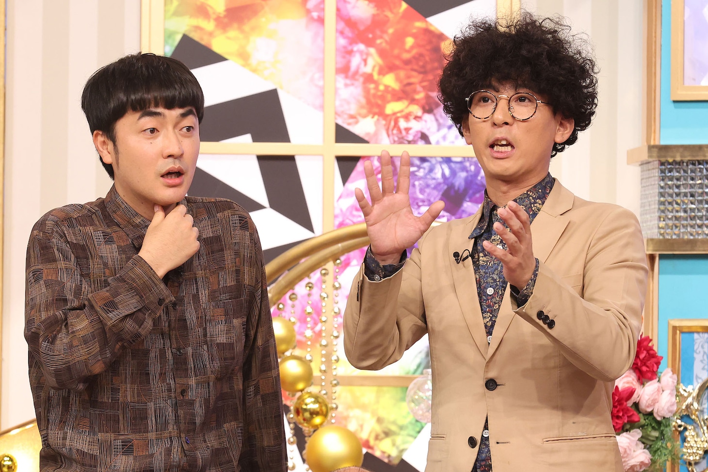 「行列のできる法律相談所 2時間スペシャル」に出演し、結婚していたことを報告したたくろう赤木（左） ©日本テレビ