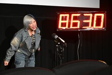 叫ぶぱーてぃーちゃん信子