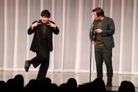 ぐろう ©吉本興業