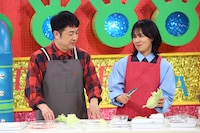 左から井森美幸、水田信二