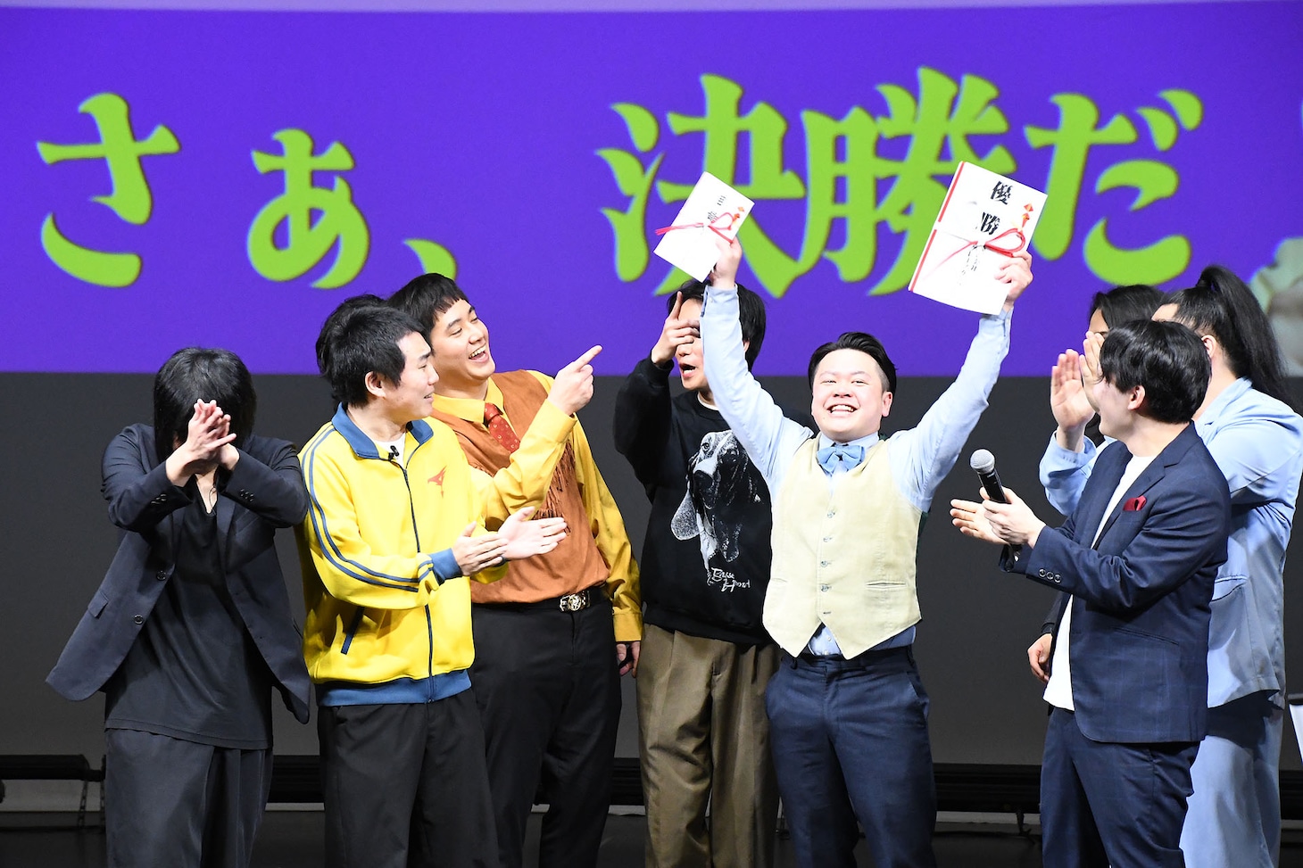 ゲストとして登場したランジャタイは勝手にウォーターズに賞金を渡してしまう