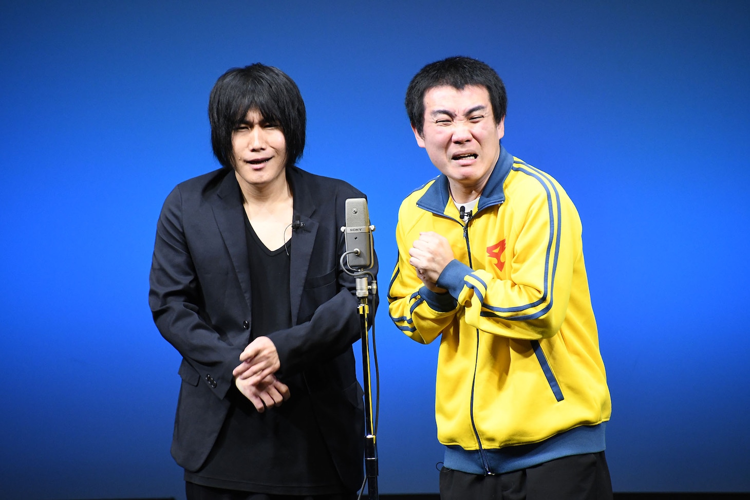 警告音が鳴り、怖がるランジャタイ