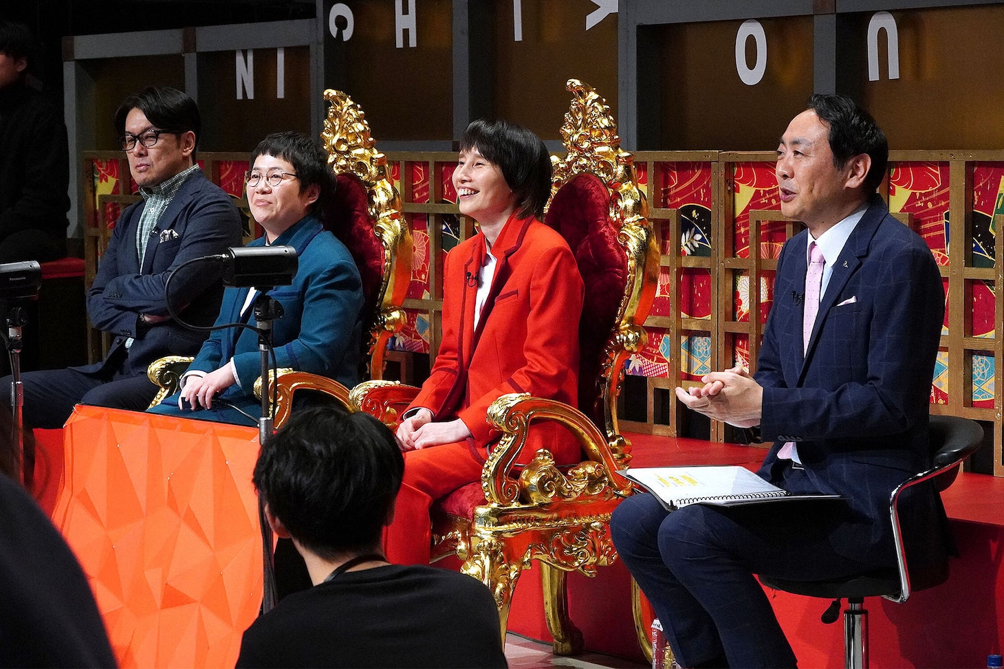 番組レギュラーの土田晃之、ハリセンボン、アンガールズ田中