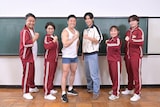 左から、市川九團次、くわばたりえ、なかやまきんに君、目黒蓮、キンタロー。、吉澤閑也