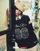 「9090」と令和ロマンのコラボレーションアイテム