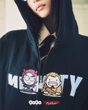 「9090」と令和ロマンのコラボレーションアイテム