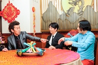 左から、ツートライブ周平魂、ニューヨーク屋敷、永野