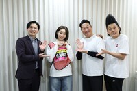 左からcacao浦田、竹上萌奈アナウンサー、藤崎マーケット田崎、ミサイルマン岩部