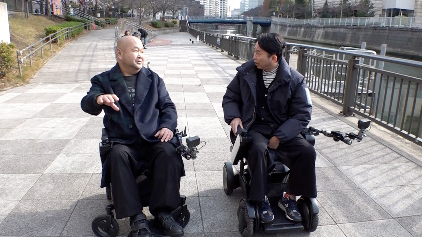 「有吉クイズ」ハチミツ二郎の「電動車椅子さんぽ」第2弾　思い出の東京・五反田へ