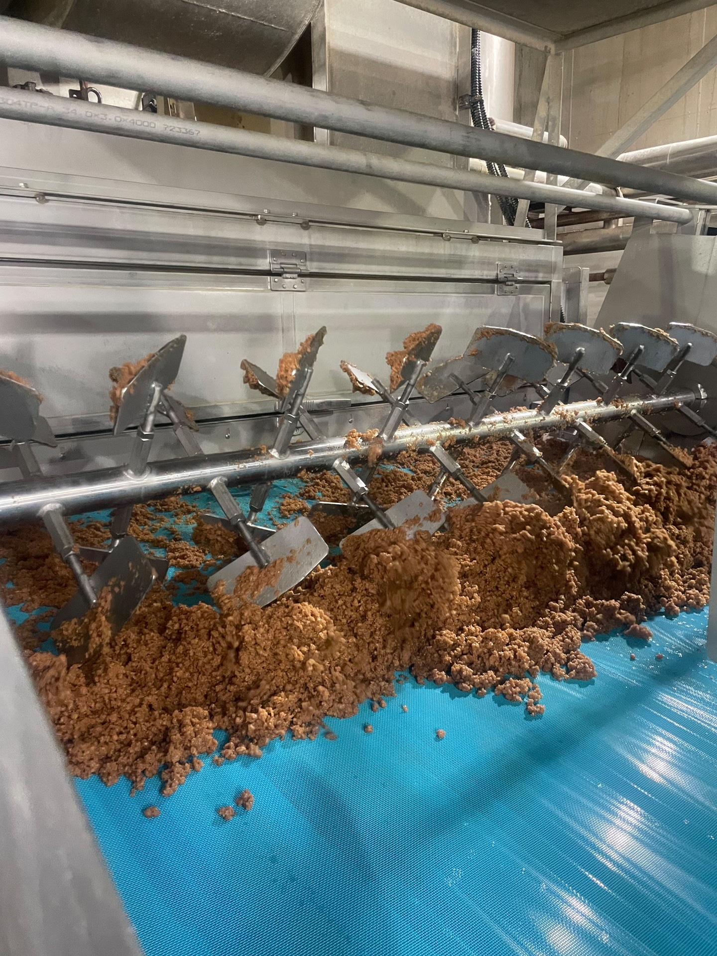 バンド乾燥機への投入