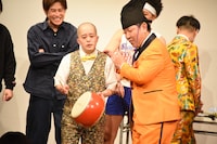 世界に持っていきたい日本の音楽を披露する素晴らしき人生・りょうちゃんとチャンス大城