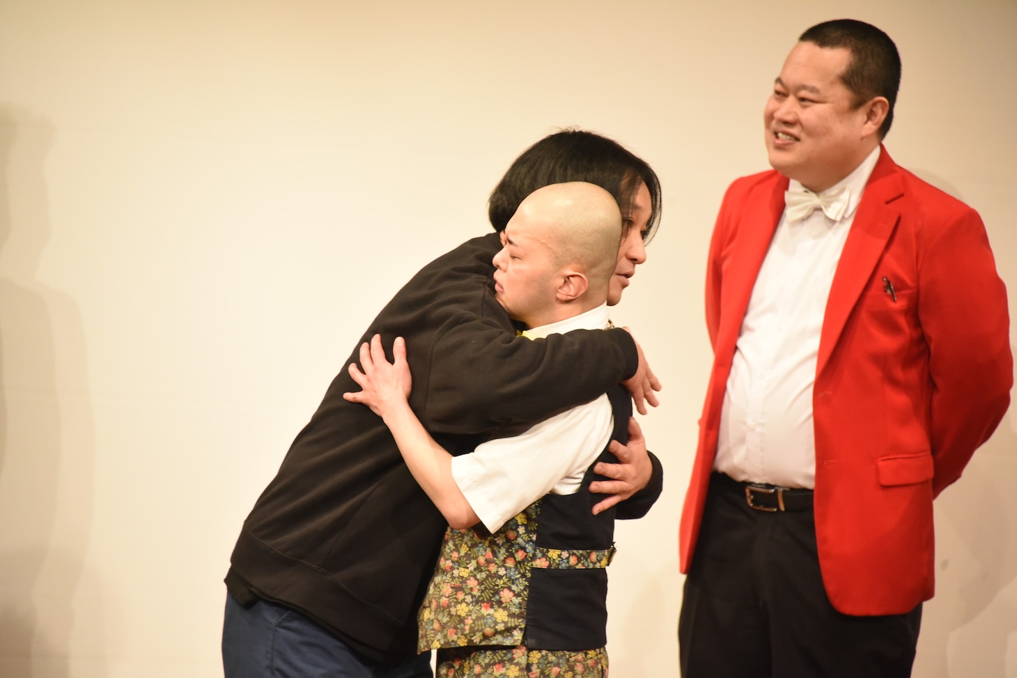 素晴らしき人生・りょうちゃんを「殺さないからね」と抱きしめる永野