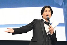 MCを務めた相席スタート山添