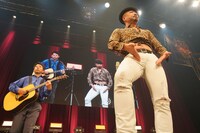 どぶろっく。「エグツィンコ」をアピール