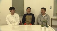 有吉先生こと有吉弘行に自慢の植物を紹介する納言・安部（左）、我が家・坪倉（右）
