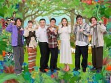 左から狩野英孝、村上佳菜子、アンタッチャブル、矢田亜希子、なすなかにし