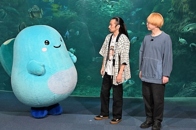 「真空ジェシカのつまんなテレビ2」より、あわたんと真空ジェシカ ©2021 ENOSHIMA AQUARIUM