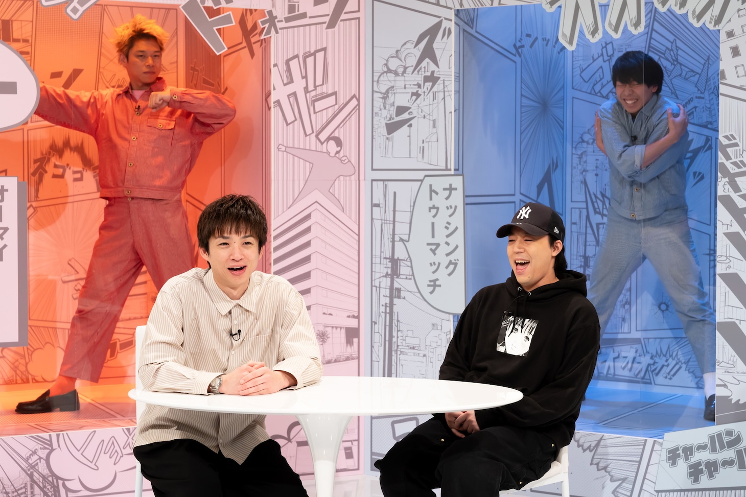 左からアインシュタイン河井、世界