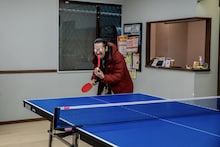 真空ジェシカ川北、卓球場で化け物になる