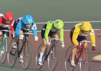 「1年先へ行ってみた」のワンシーン