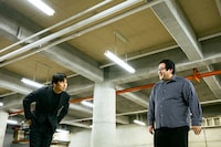 左から坂井風太氏、春とヒコーキぐんぴぃ ©平松市聖