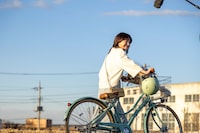 吉高由里子が出演するCM「Olive～スマホ」編のカット画像