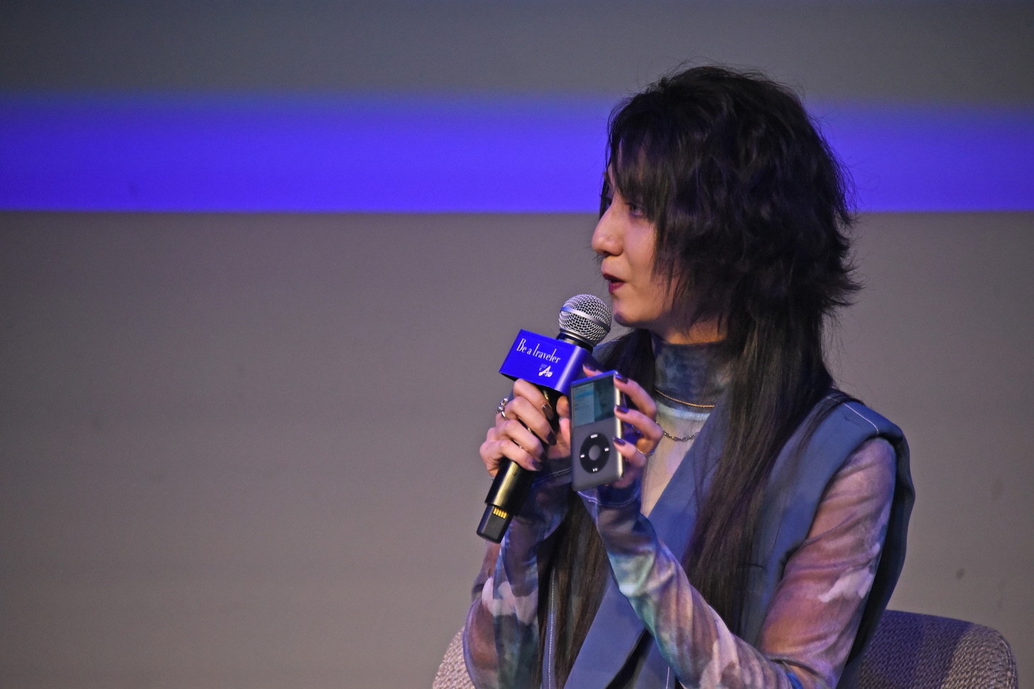 10代の頃に使っていたiPodを紹介する長井短