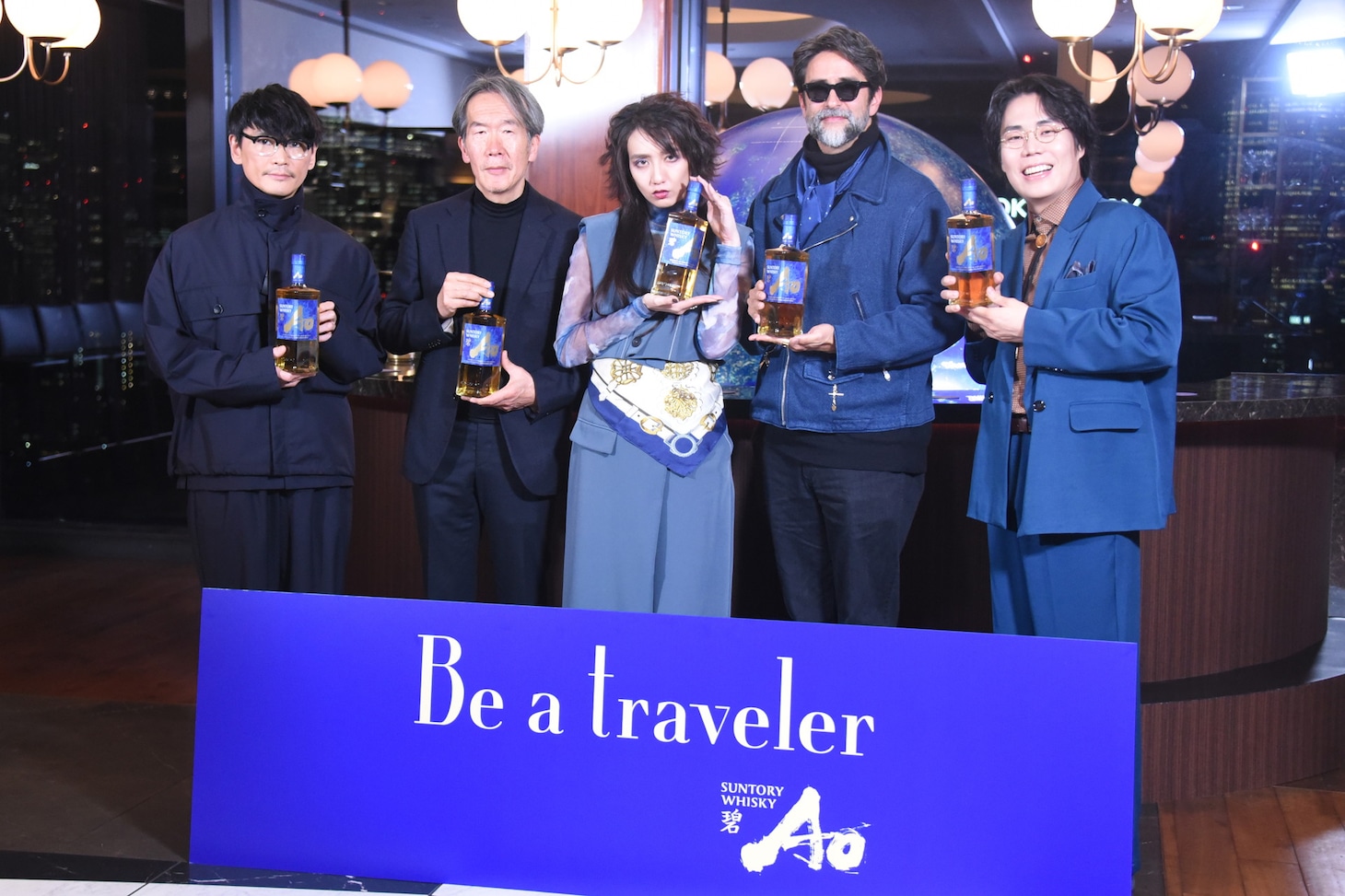 左から山口一郎、上田義彦、長井短、吉田玲雄、令和ロマンくるま