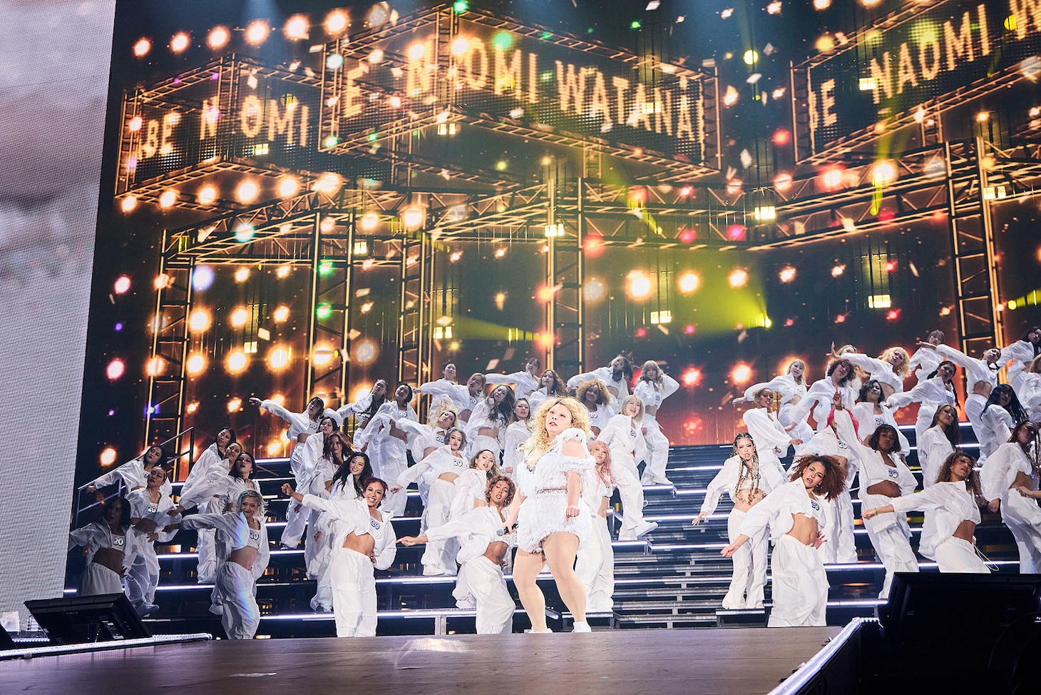 「I‘ｍ Naomi Watanabe―自分を信じた20年―」より、「渡辺直美 (20) in 東京ドーム」の様子