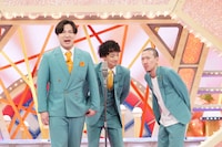 ハスキーポーズ