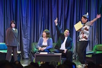 たたずむカーネーション吉田と盛り上がるレインボー、レイザーラモンRG