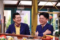 ヤーレンズ「おかべろ」で団体芸への苦手意識克服なるか、新喜劇のワンシーン再現