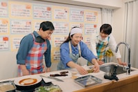 左から、霜降り明星せいや、浜口京子、猪俣周杜（timelesz）