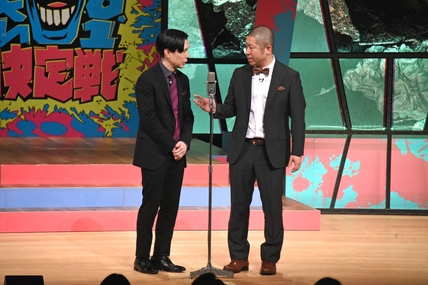 エキシビションとしてネタを披露したハライチ