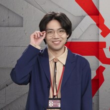 ドラマ「イマジネ物語」に出演する人間横丁・山田