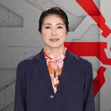 ドラマ「イマジネ物語」に出演する高橋ひとみ