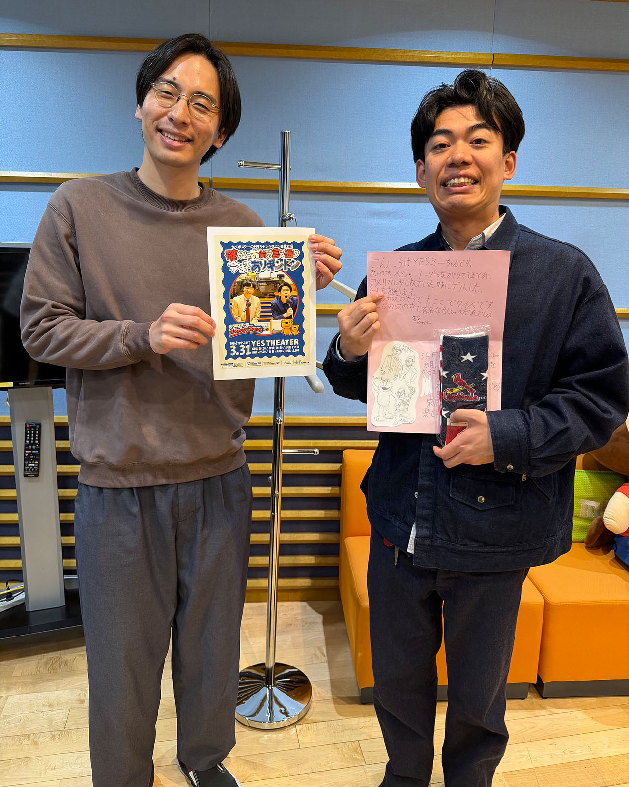 卒業公演を告知するカベポスター