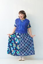 柳原可奈子が手がけるブランド「ハレテネ」から全4型発売　柄の着想は“ちぎり絵”