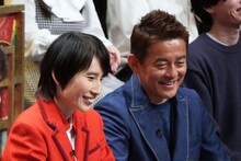 ハリセンボンはるか（左）とスピードワゴン井戸田