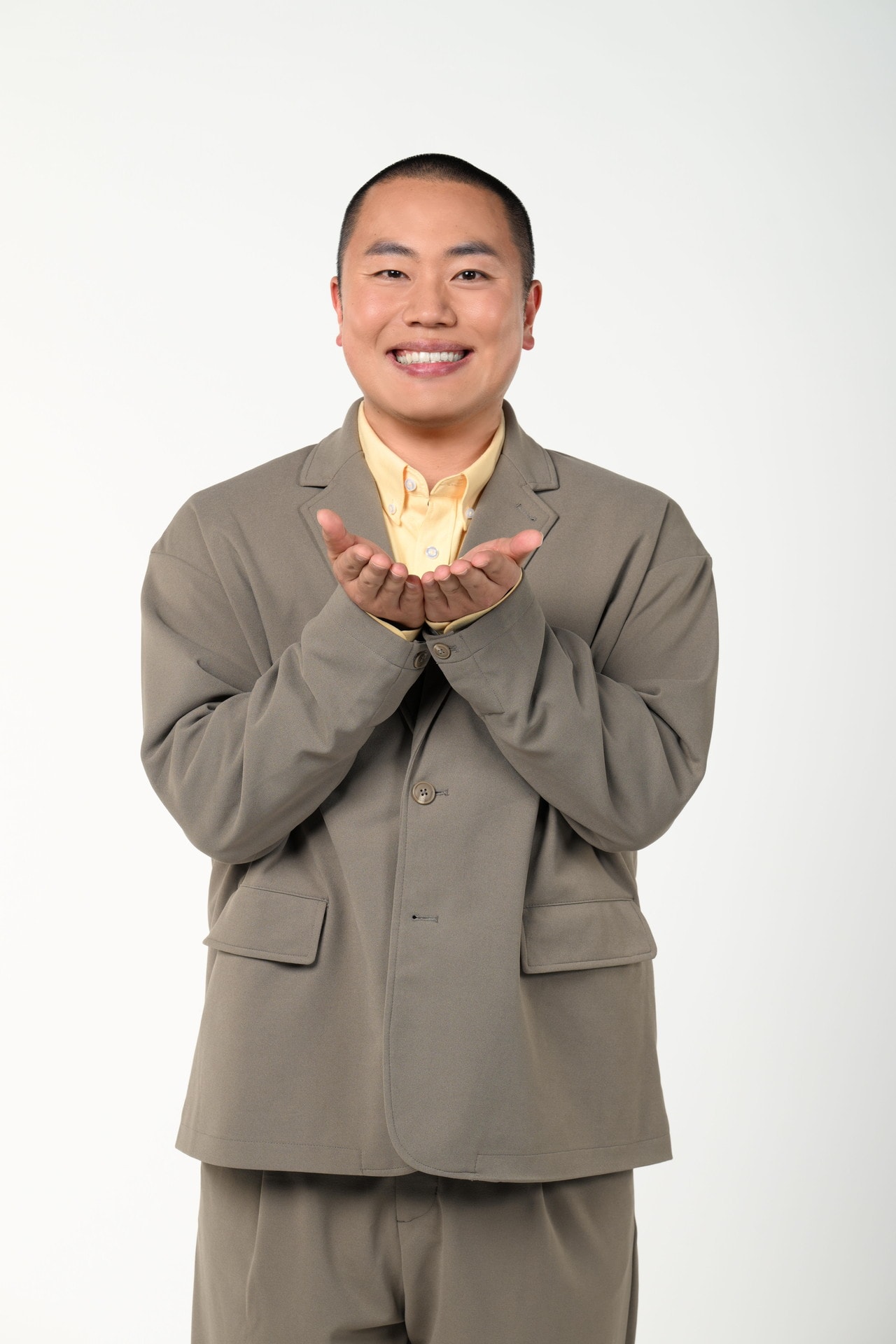 ハナコ岡部「ZIP!」火曜パーソナリティ就任、ロゴやセットも一新