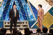 「第55回NHK上方漫才コンテスト」で漫才を披露する例えば炎