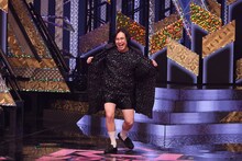 2本目のネタを披露するトンツカタンお抹茶