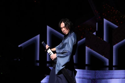 1本目のネタを披露するトンツカタンお抹茶