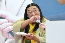 ロバート秋山芭蕉、ファミレス・ジョイフルの俳句を添削「季語とかはもう古い」