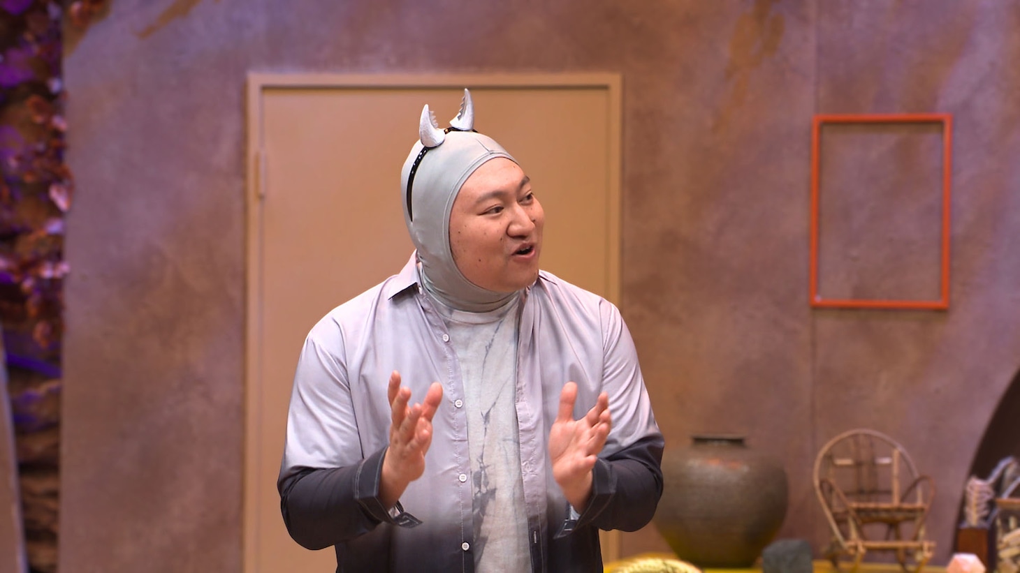 くりぃむ有田主演、アリたちのシチュエーションコメディ「アリフォルニア」場面写真＆コメント到着