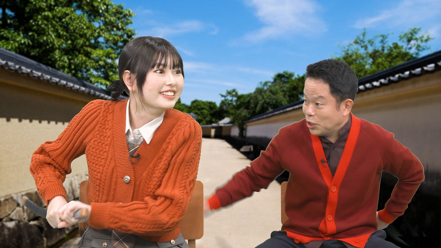 「どえらい大学。」より、MCを務める長浜広奈、ダイアン津田