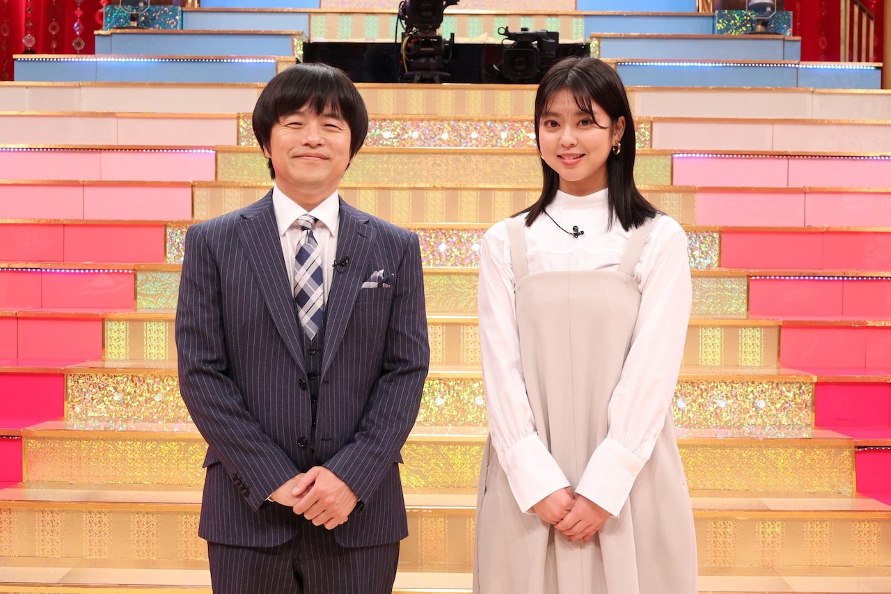 「私のバカせまい史」研究長（MC）のバカリズムと、進行の杉原千尋アナ