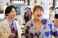 「一職入魂！情熱ワーカー」のロケに臨む天才ピアニスト